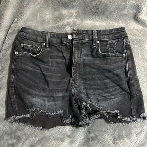 Black American Eagle curvy super hirise shortie size 10